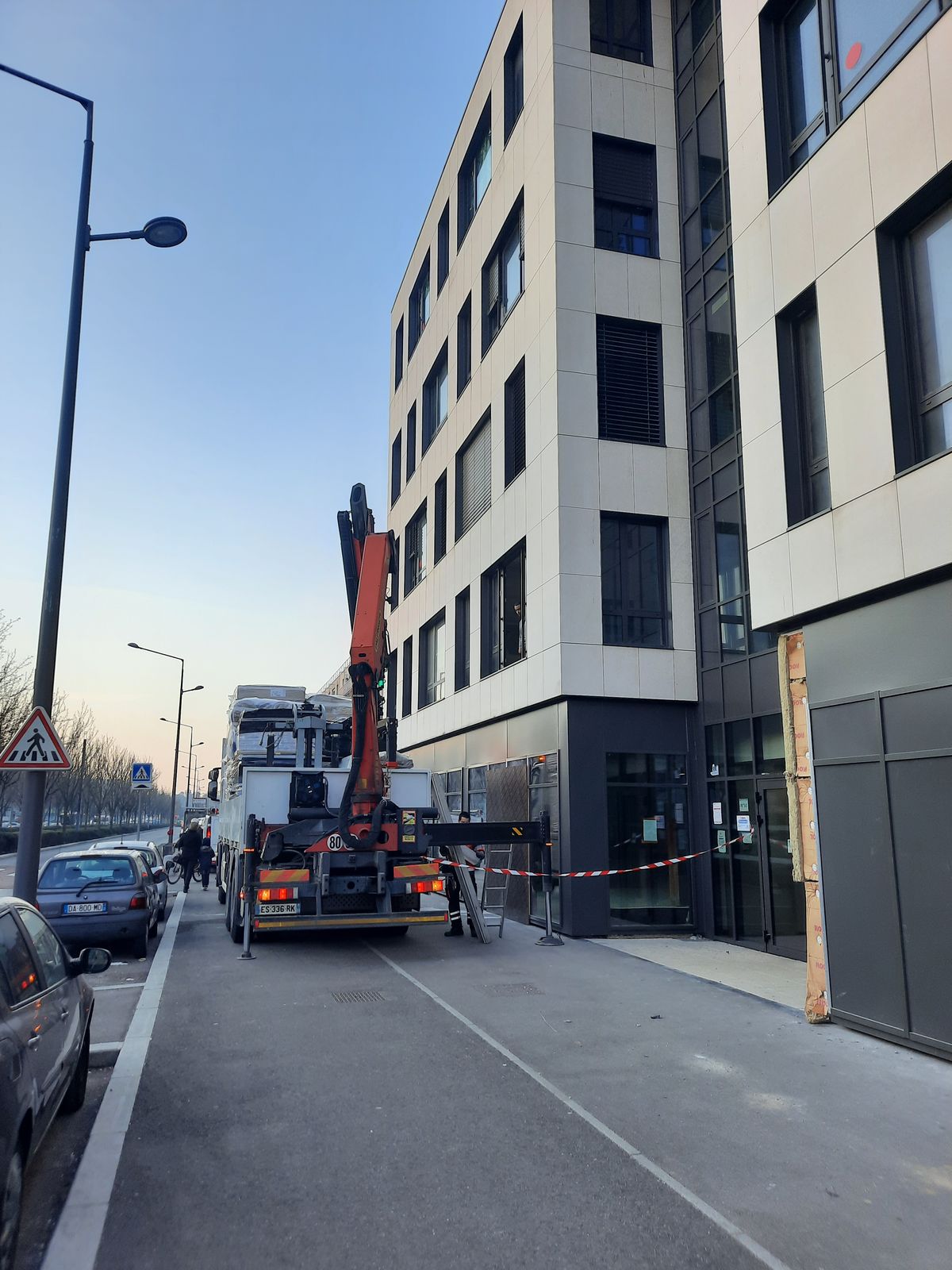 2022 – Aménagement d&rsquo;un plateau de bureaux – MIROIR – Vénissieux proche de LYON