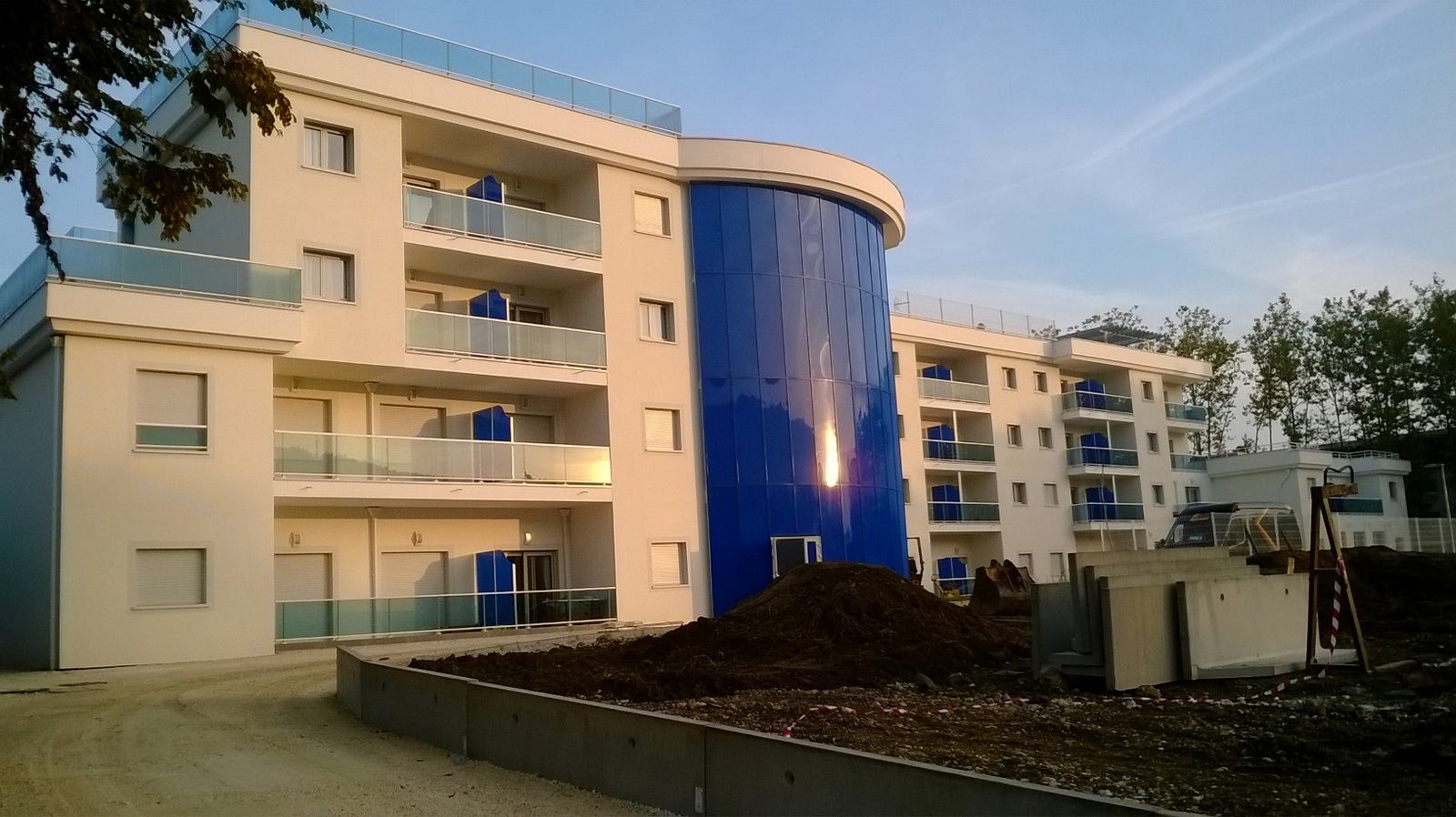 2013/2014 – Construction de bâtiment VILLA SULLY – Seynod proche de Bourg-en-Bresse